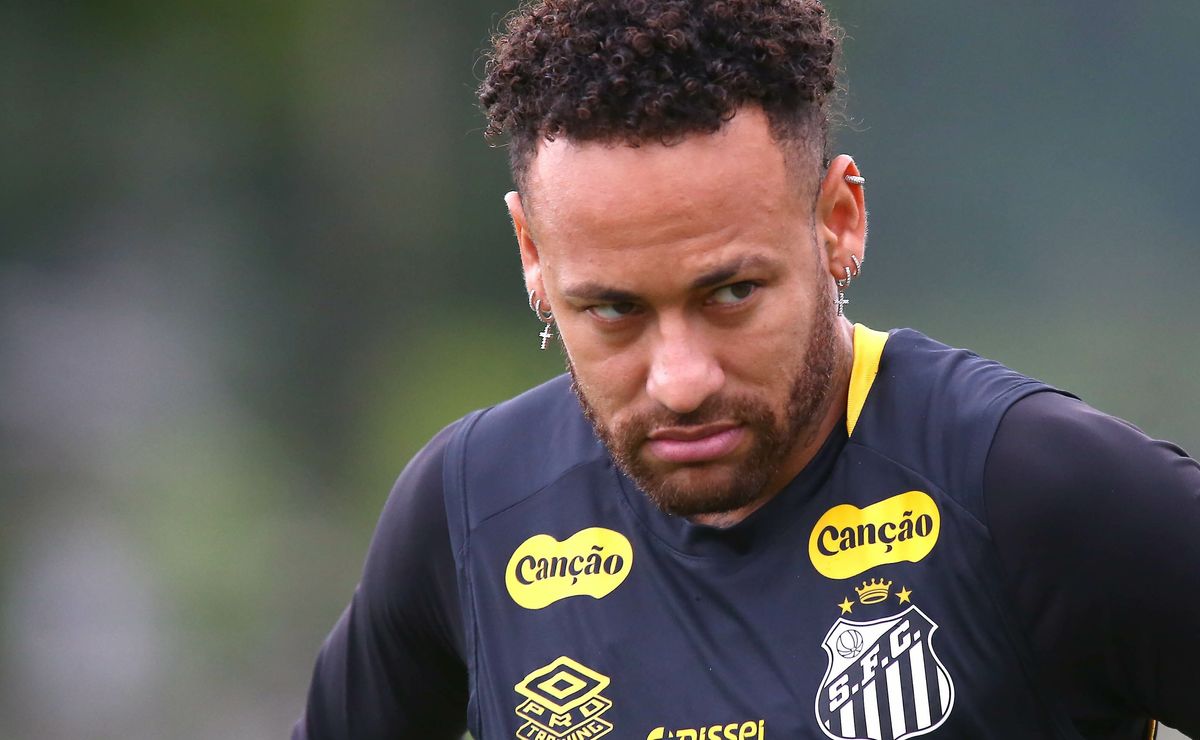 Marcelo Teixeira confessa que orçamento do Santos preocupa para a renovação de Neymar
