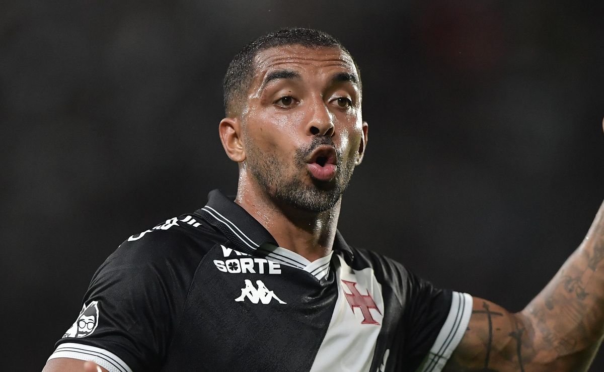 Paulo Henrique sai em defesa de Diniz no Vasco: “Trabalho dele exige um longo prazo”