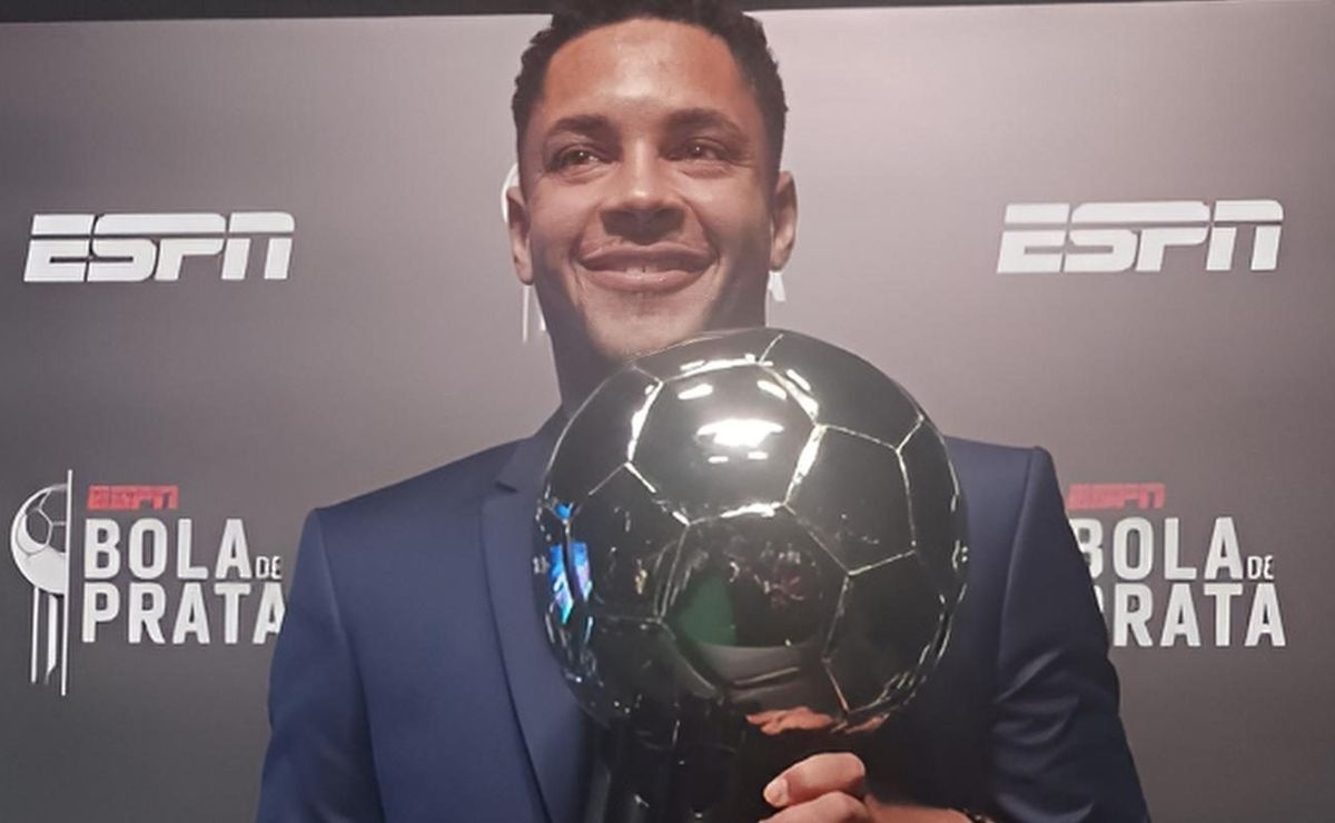 Vitor Roque manda a real sobre ser convocado para a Copa do Mundo pela Seleção Brasileira