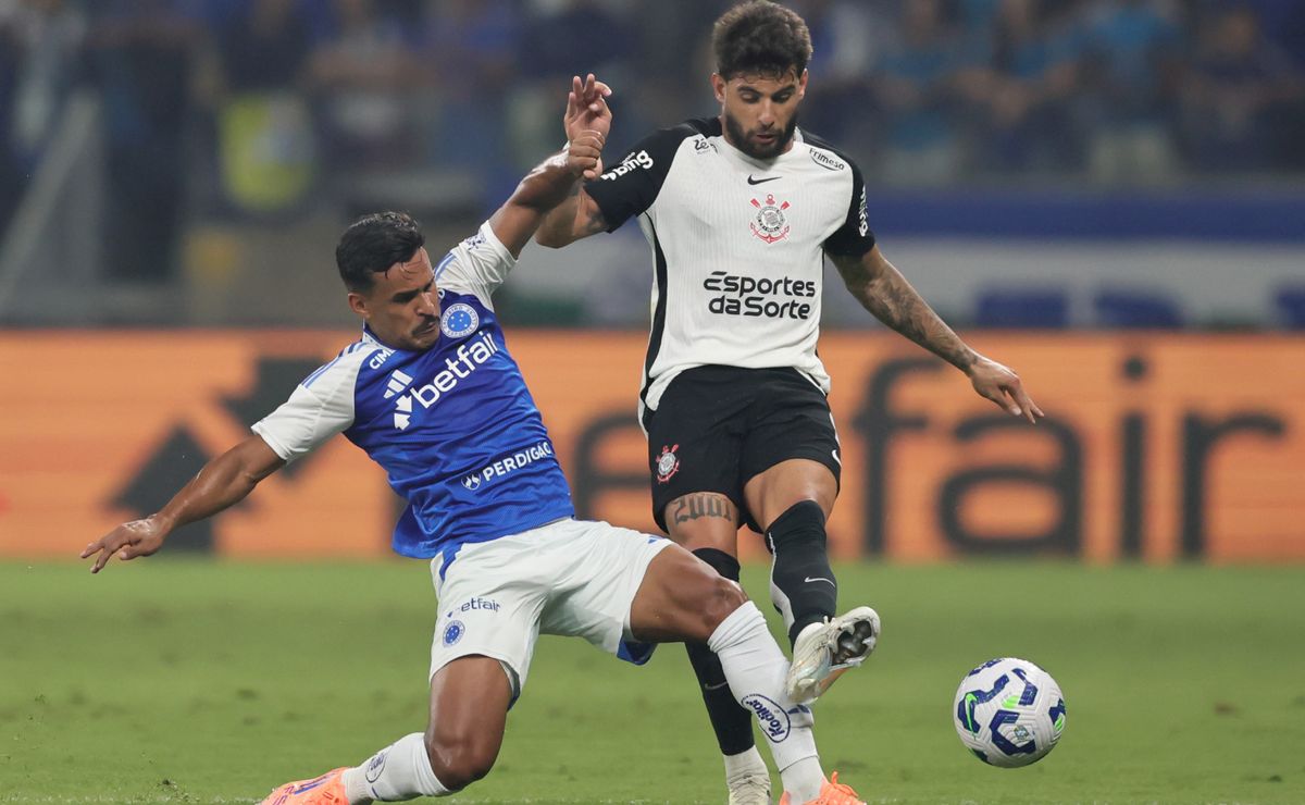 Vidente faz previsão ousada para Cruzeiro x Corinthians e crava vencedor na Copa do Brasil