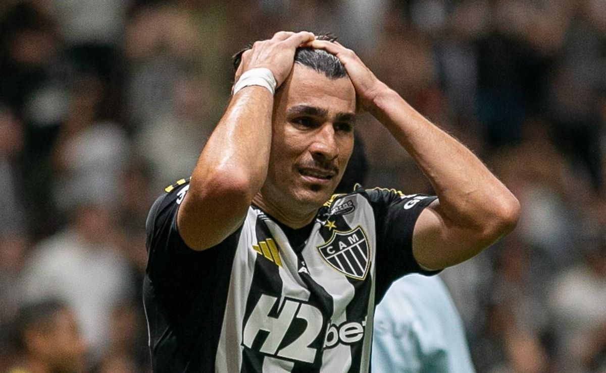 Alonso tem renovação ignorada e revela como pretende deixar Atlético em xeque: “se não acontecer nada estranho”