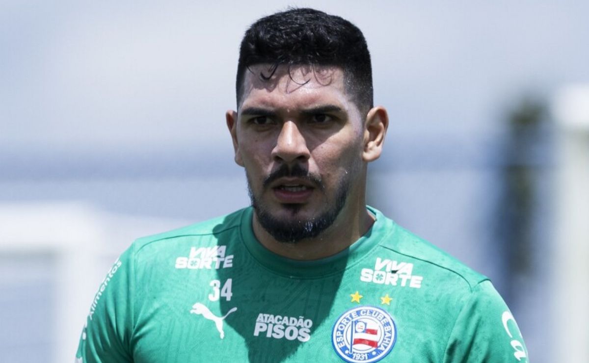 Goleiro João Paulo tem novo problema exposto e complica Santos em negócio com Bahia