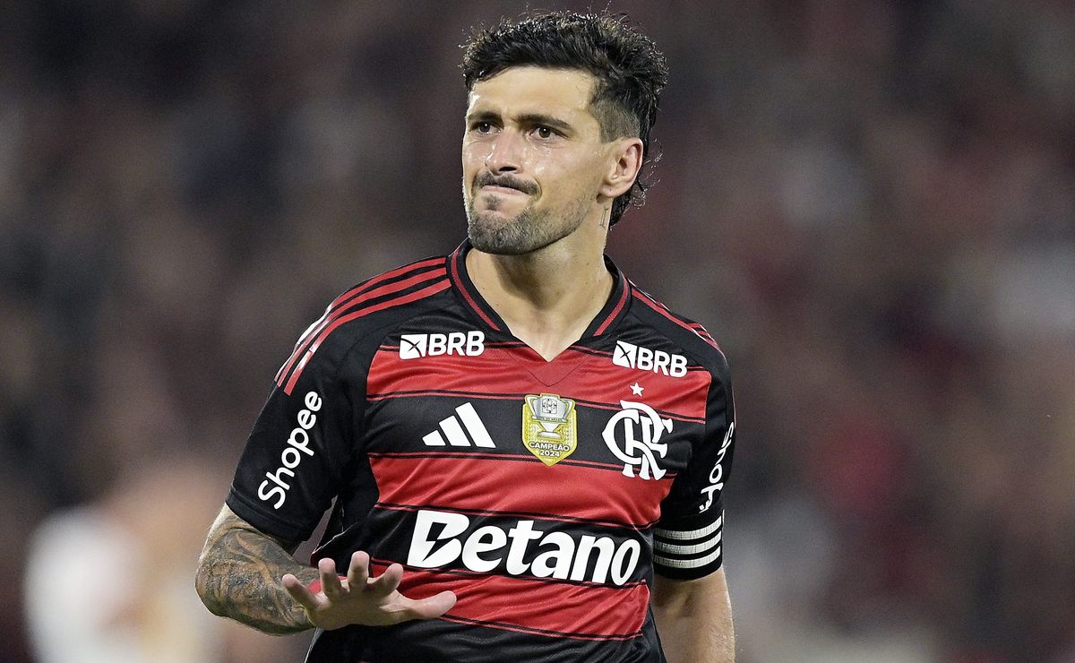 Torcida do Flamengo mistura confiança e cautela na estreia do Intercontinental contra Cruz Azul