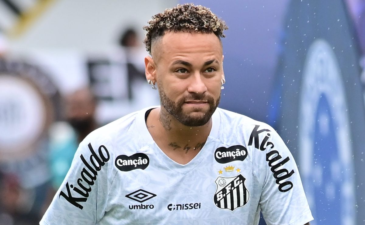 Neymar defende contratação de Gabigol no Santos em meio a incerteza sobre futuro  