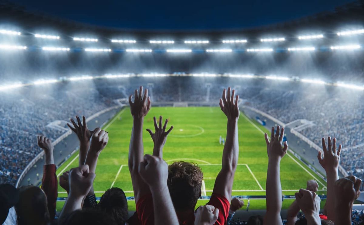 Aposte R$100 e ganhe R$30 nas múltiplas em futebol