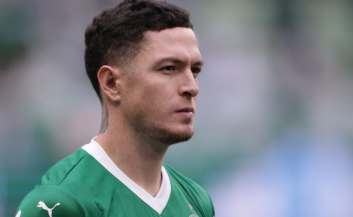 Palmeiras decide se ver livre de Aníbal Moreno de qualquer forma e aceita emprestar o argentino