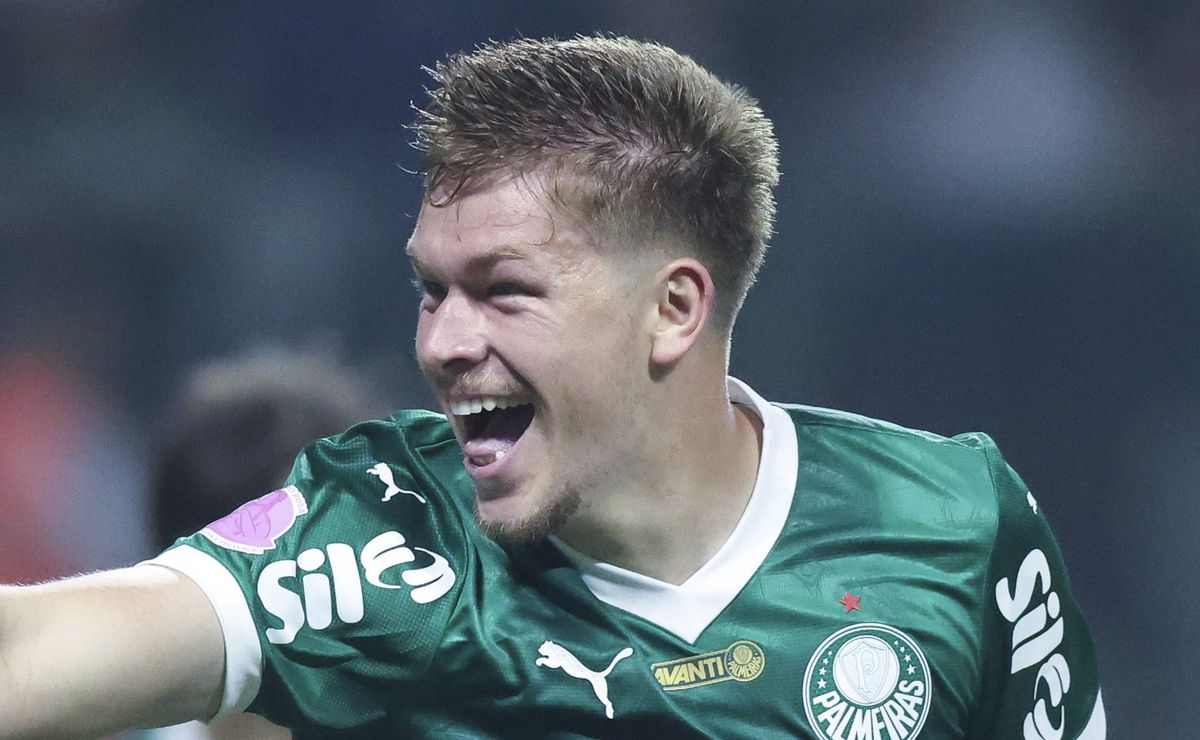 Palmeiras aciona compra de Bruno Fuchs e garante zagueiro em definitivo após empréstimo no Atlético-MG