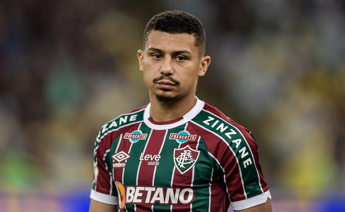 Palmeiras tentou a contratação de André, mas desistiu após o Wolverhampton ter pedido um caminhão de dinheiro para vender o volante