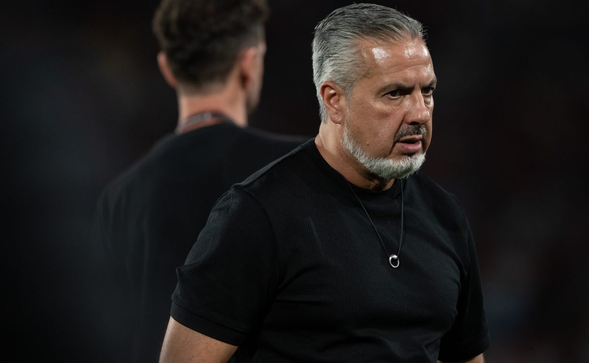 Flamengo manda jogador de volta ao Brasil durante o Intercontinental e Boto libera Matheus Cunha