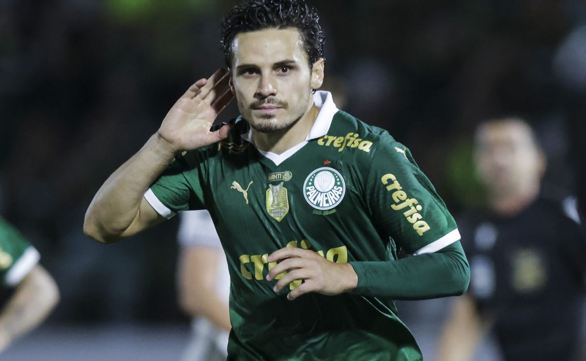 Textor irá tirar o escorpião do bolso e desembolsar um caminhão de dinheiro ao Palmeiras para contratar Raphael Veiga para o Botafogo em 2026