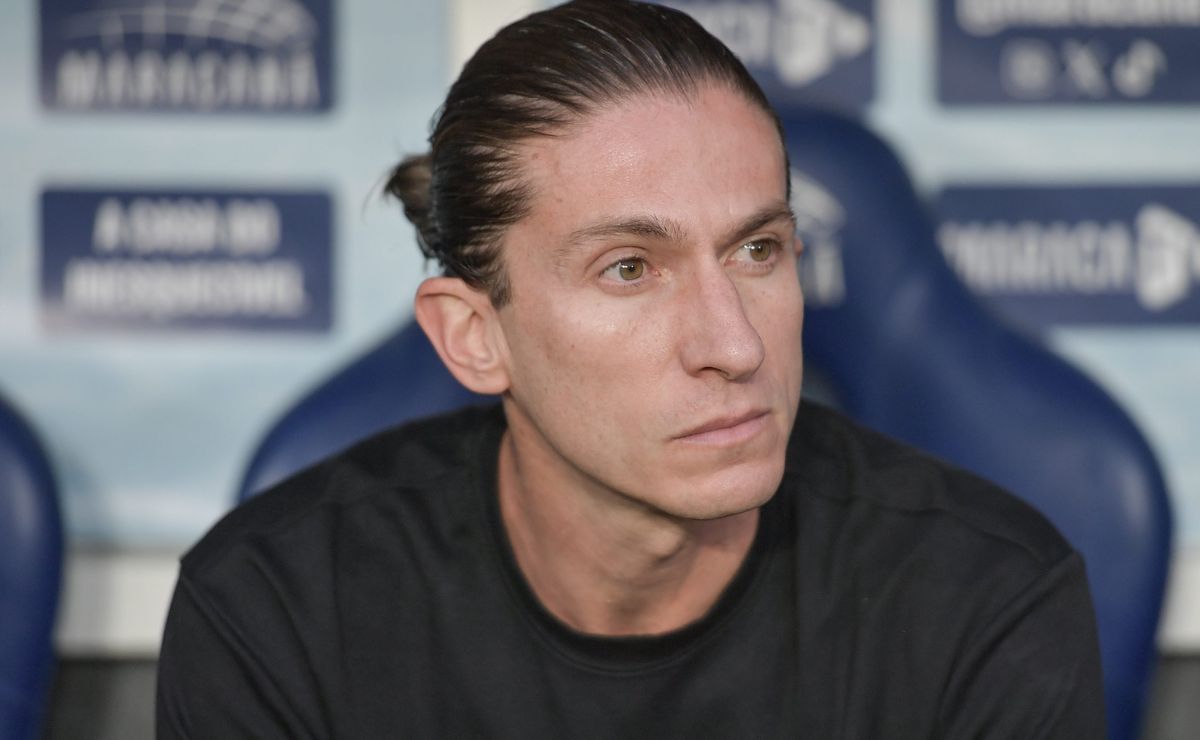 Filipe Luís aprova negócio e Flamengo tem interesse em Santiago Sosa, alvo do Botafogo no mercado