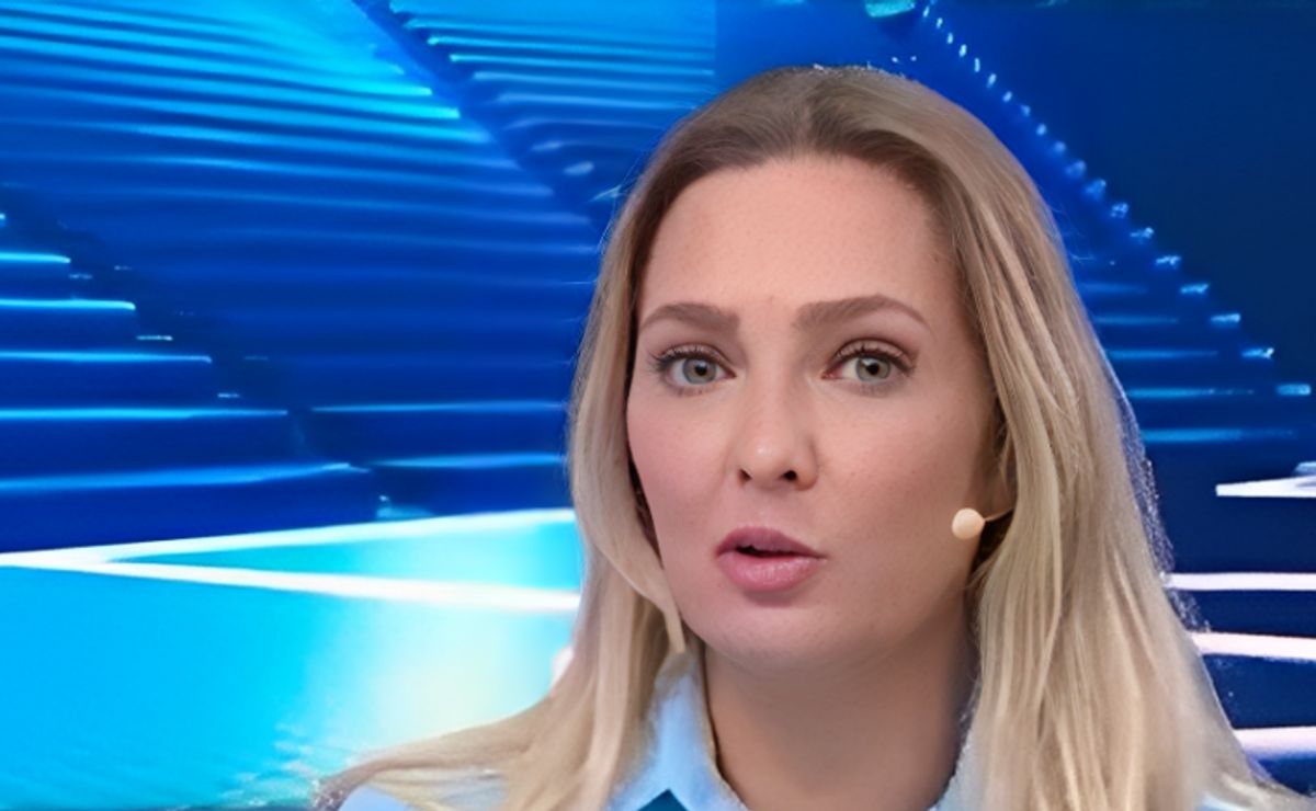 Nadine Bastos dá veredito ao vivo sobre lance polêmico contra o Fluminense diante do Vasco