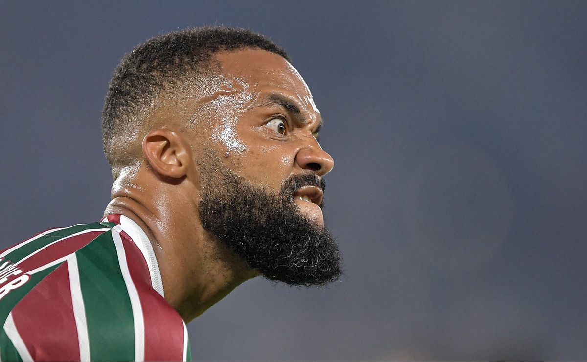 Fluminense não se encontra no 2º tempo, cede empate ao Vasco e sai do Maracanã com sinal de alerta