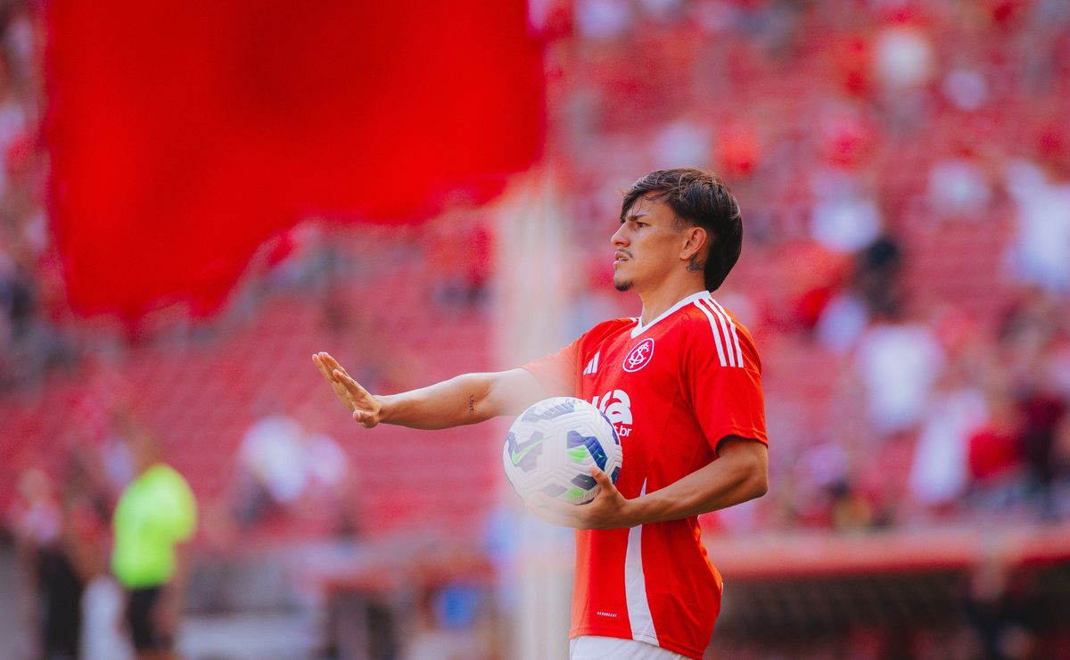 Internacional aceita negociar Bernabei com o River Plate após desgaste e aguarda exigências atendidas