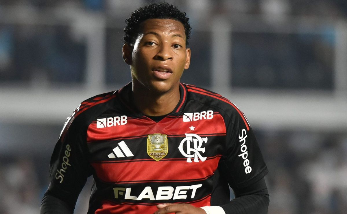 Plata é sincero sobre briga por posição no Flamengo e fala sobre Pedro: “Ele está ansioso”