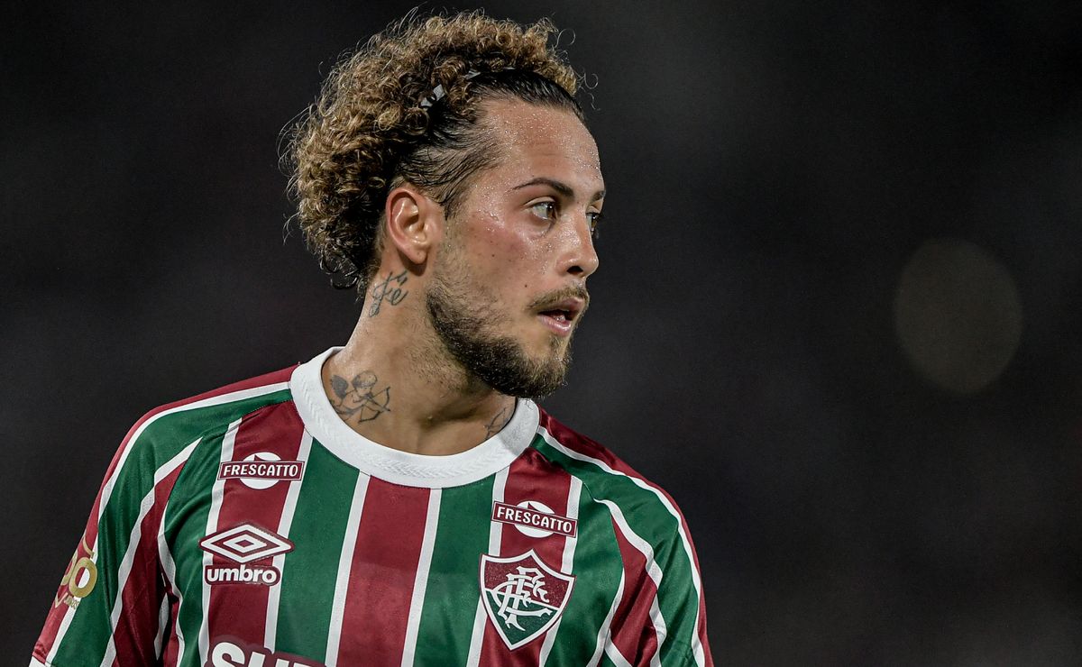Guga, do Fluminense, vira alvo do Grêmio e pode ser deixar o clube carioca em 2026