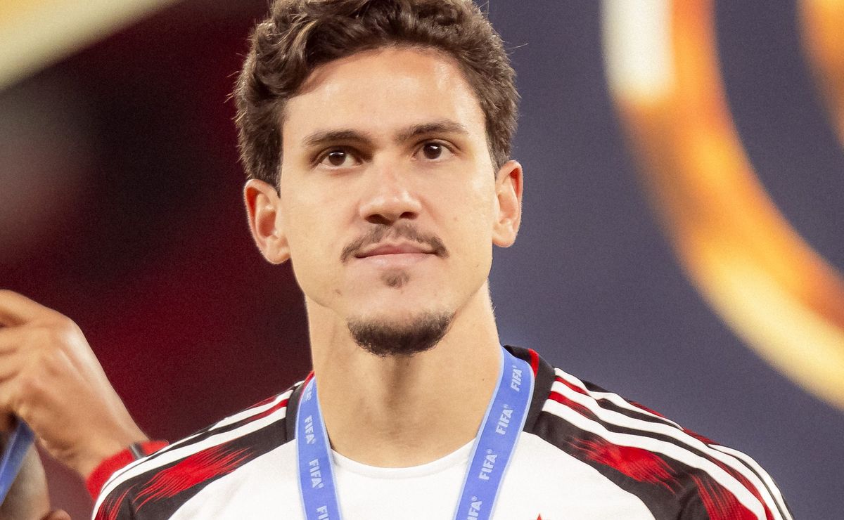 Filipe Luís é pressionado pela torcida do Flamengo e Pedro é pedido de titular contra Pyramids