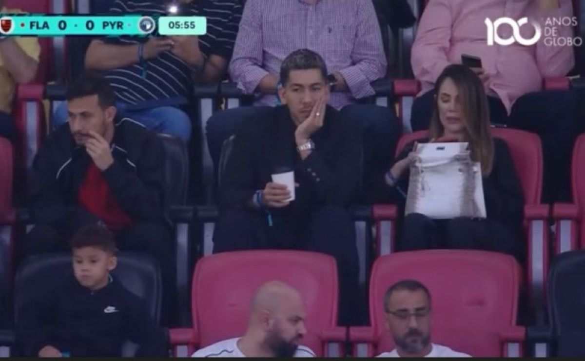 Firmino na arquibancada para acompanhar o Flamengo no Catar agita bastidores da semifinal do Intercontinental 