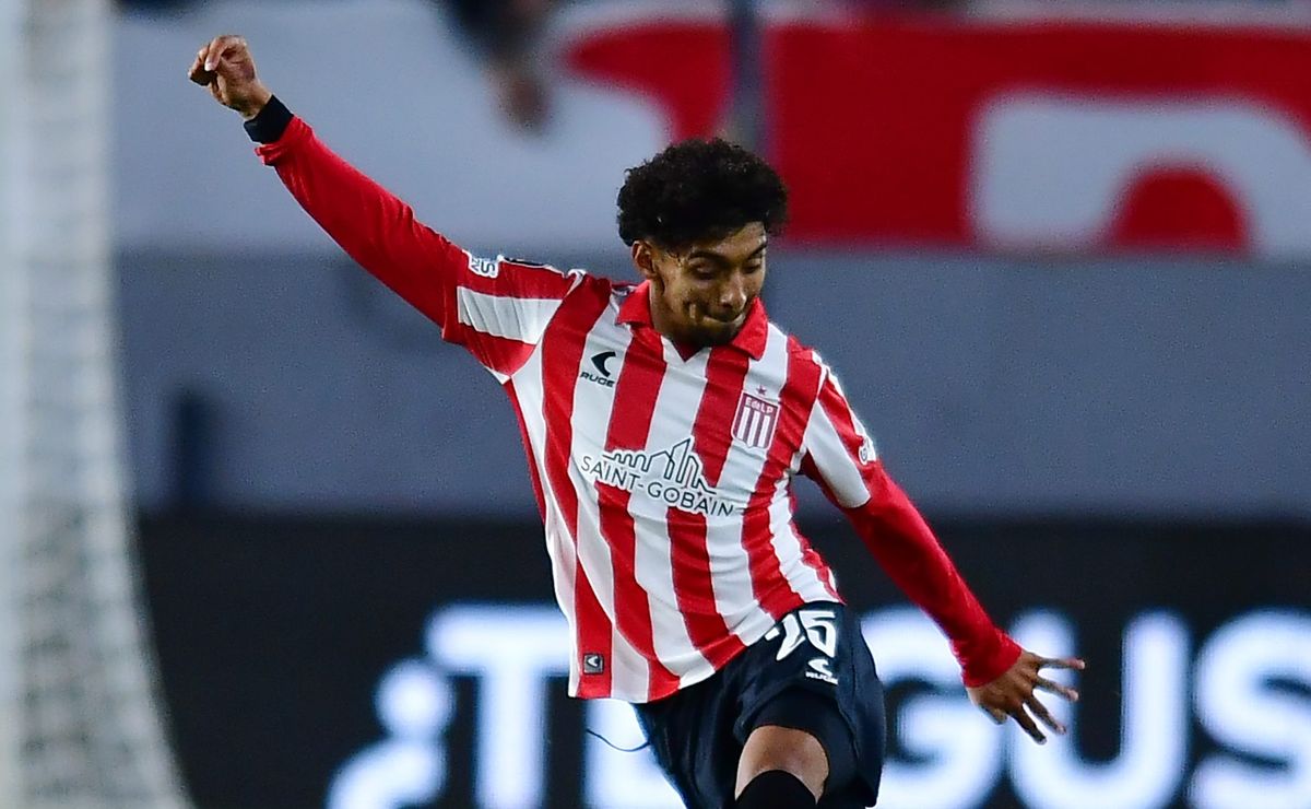 Antigo alvo da equipe, Botafogo retoma conversas por Cristian Medina, volante do Estudiantes