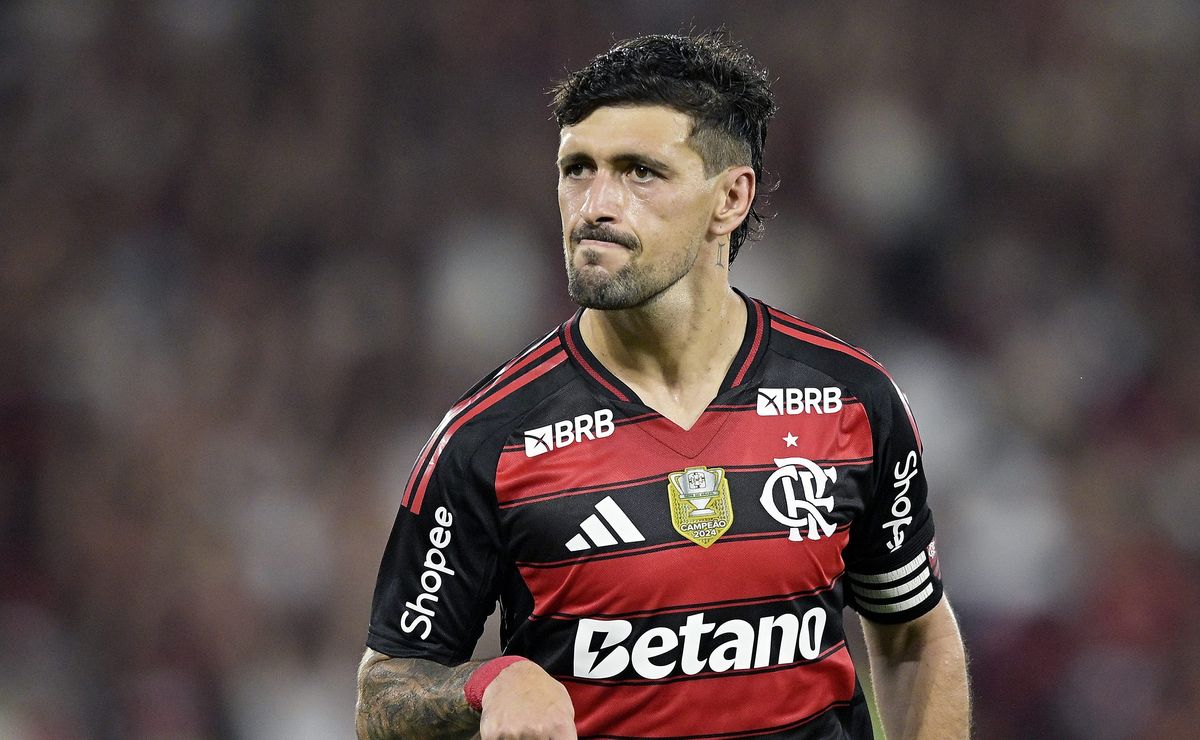 Arrascaeta assume responsabilidade no Flamengo na vitória sobre o Pyramids, na Copa Intercontinental