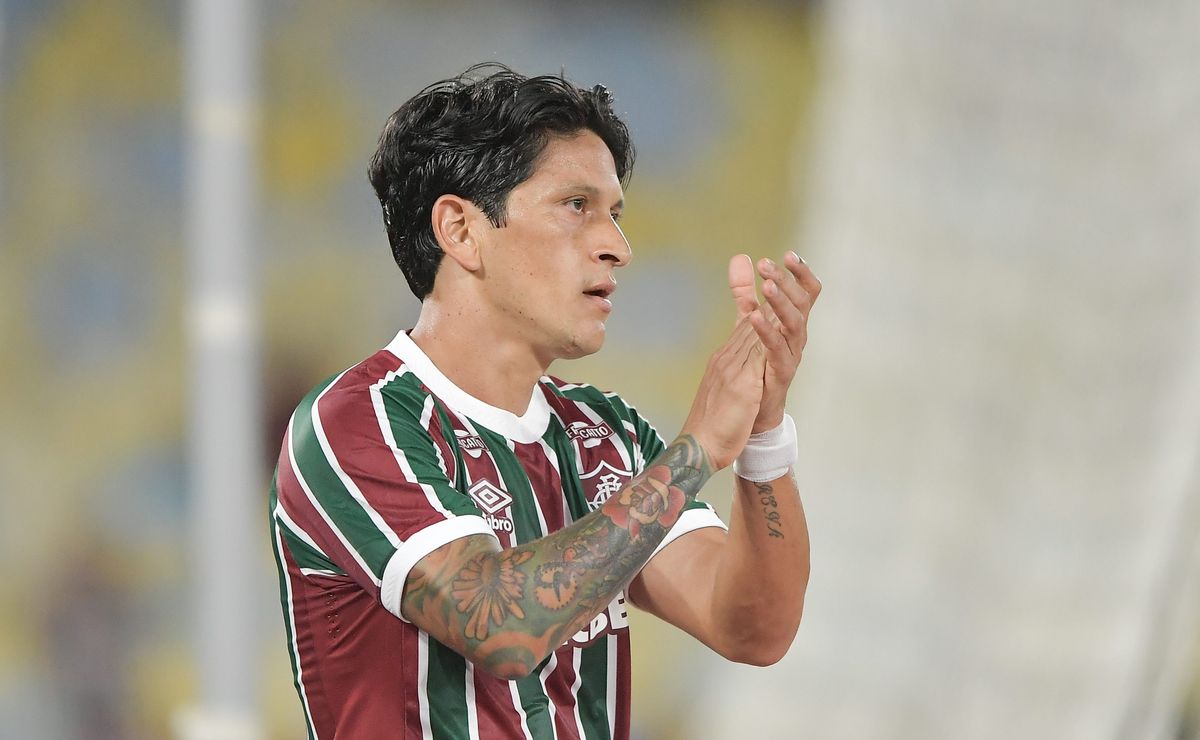 Cano volta a ser relacionado pelo Fluminense em partida contra o Vasco pela Copa do Brasil