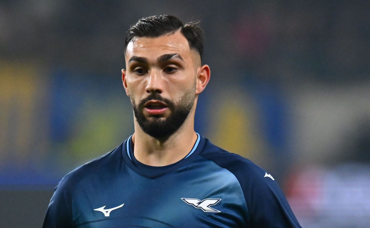 Flamengo mostra não está para brincadeira e aceita pagar R$ 143 milhões para anunciar contratação do atacante Taty Castellanos