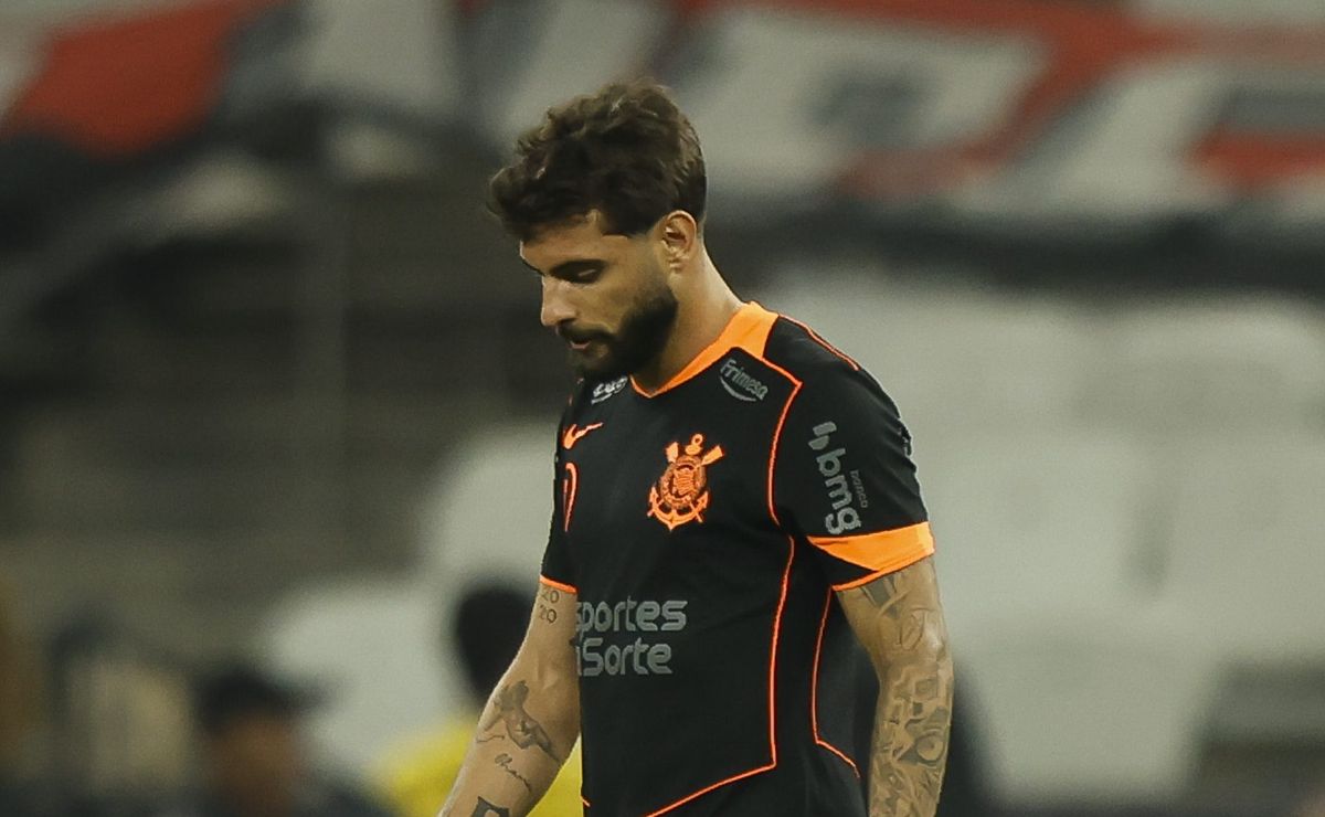 Dorival Júnior banca Yuri Alberto e define camisa 9 como titular do Corinthians na final