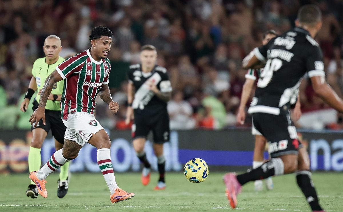 Joel Santana manda indireta para Everaldo no Fluminense e volta a criticar John Kennedy: “Descompromissado”