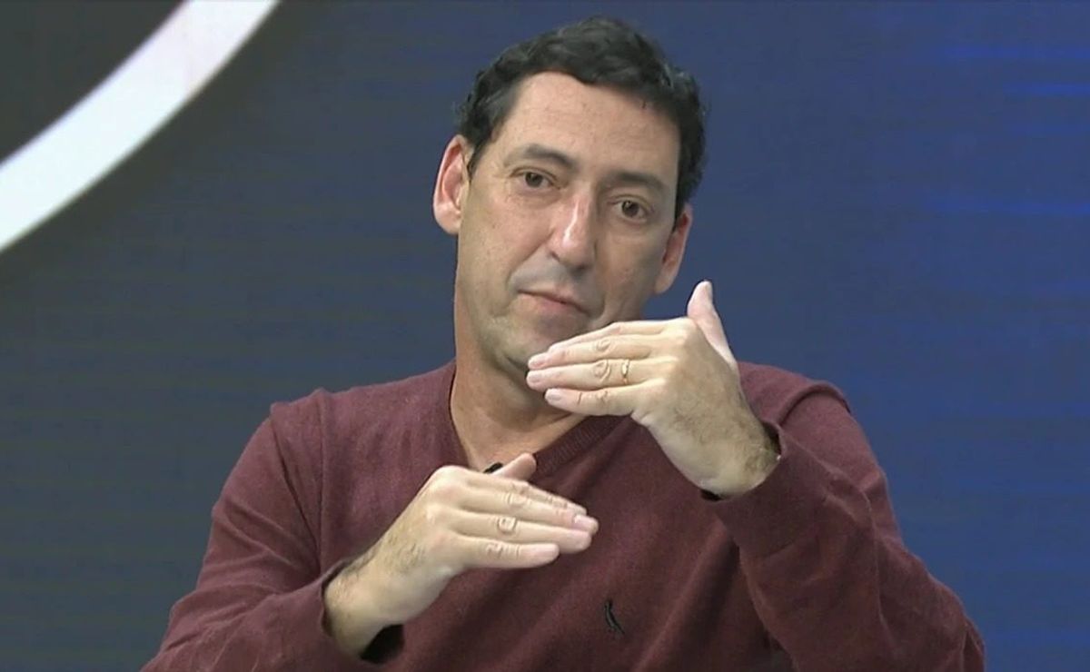 PVC avalia troca de jogadores entre São Paulo e Botafogo: “Alguém querendo levar vantagem”