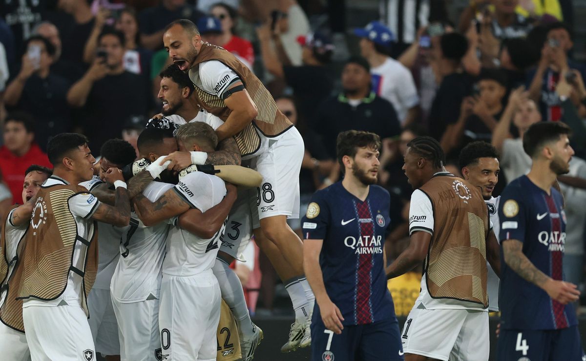 Filipe Luís tem exemplo do Botafogo contra PSG para vencer e ser campeão da Copa Intercontinental
