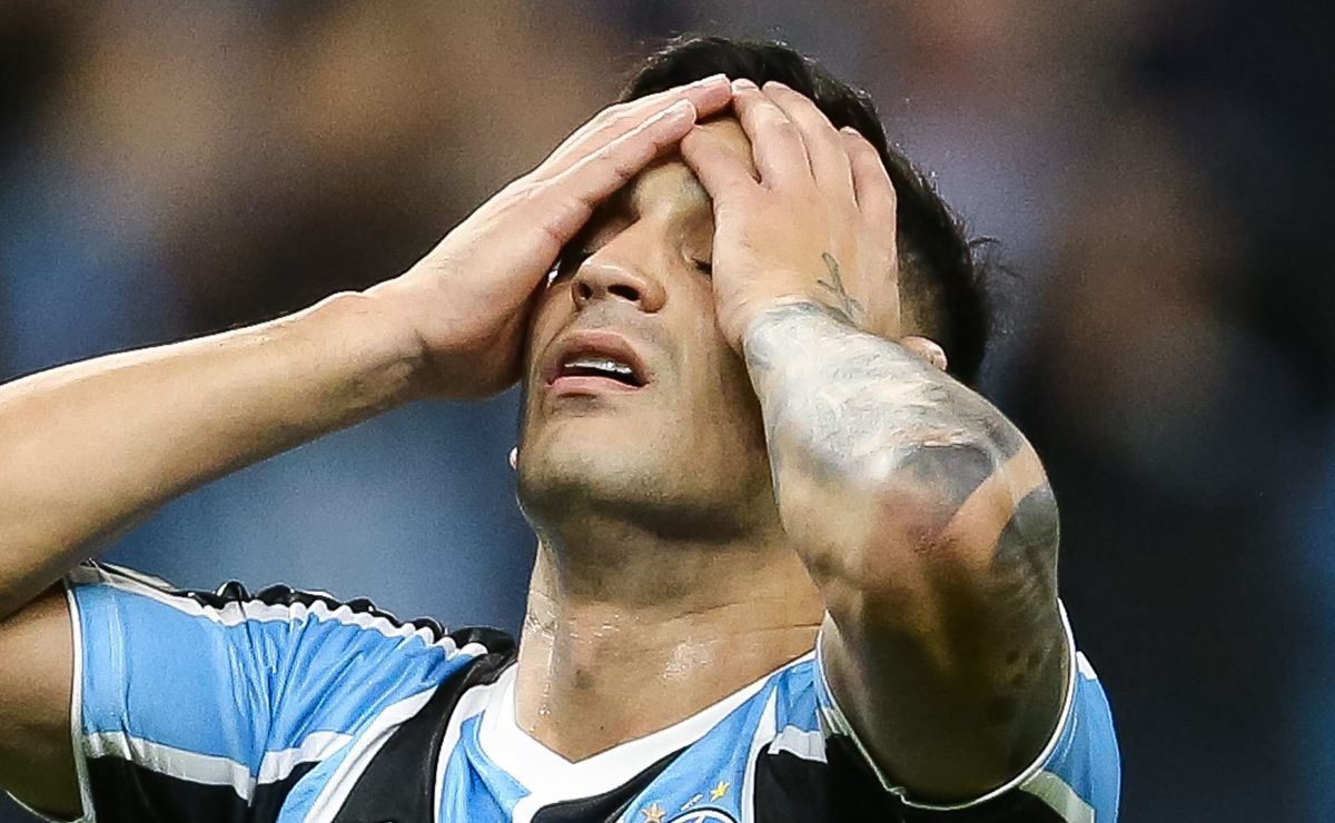 Estafe de Cristaldo nega sondagem do Cerro Porteño por meia-atacante do Grêmio, diz jornalista