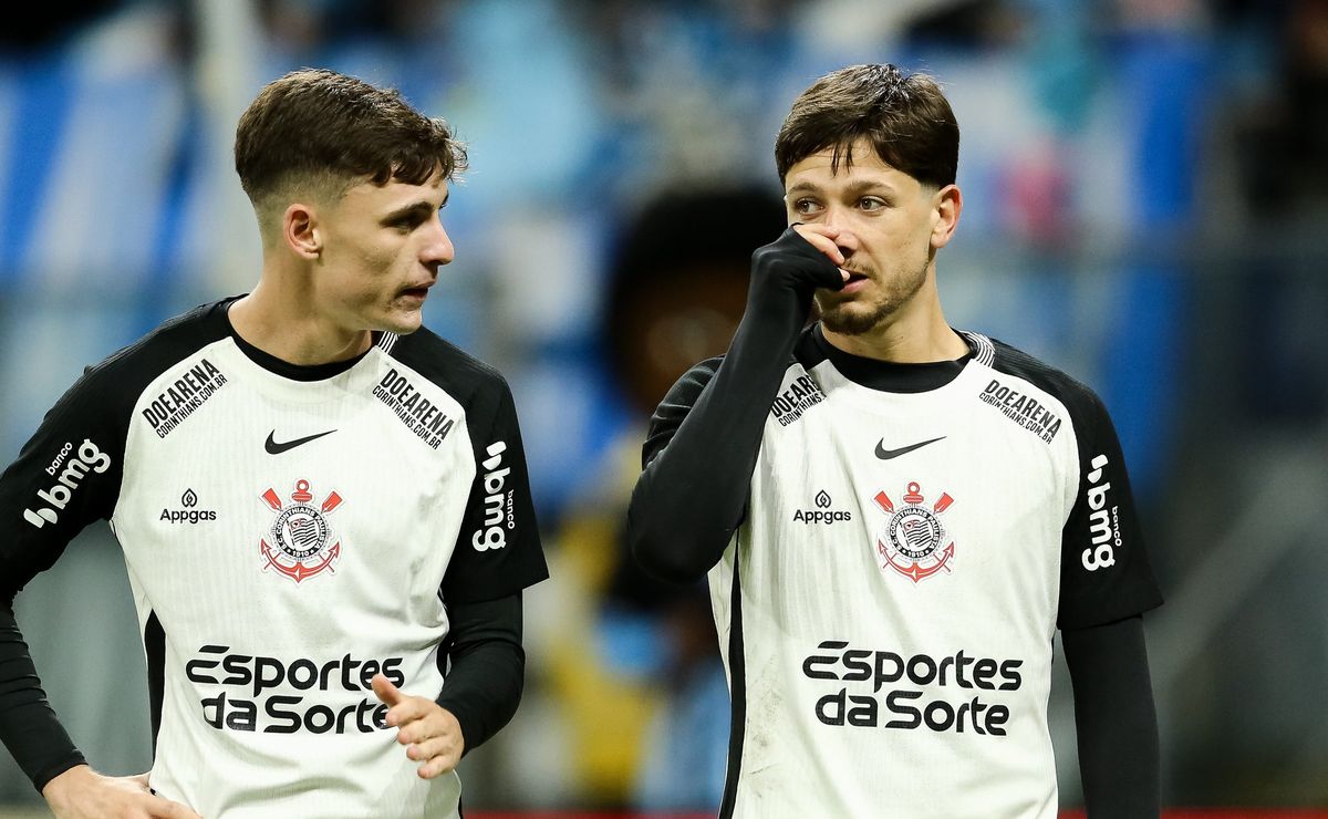 Flamengo decide gastar R$ 96,5 milhões no mercado da bola e tem meio-campista Breno Bidon na lista de reforços