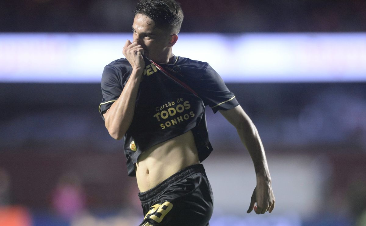 São Paulo pode negociar Pablo Maia com rival brasileiro e não é o Botafogo