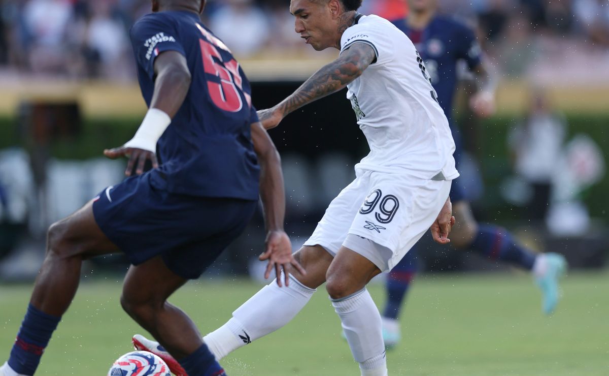Botafogo não perde tempo e provoca o Flamengo após título do PSG: “Dia de relembrar”