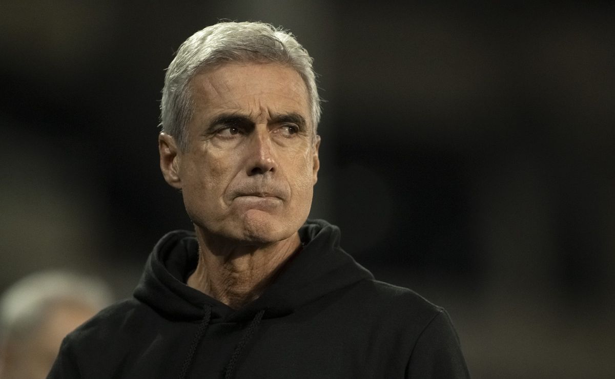 Grêmio dá sinal verde para negociar Cristian Olivera, mas vê outros times brasileiros de olho