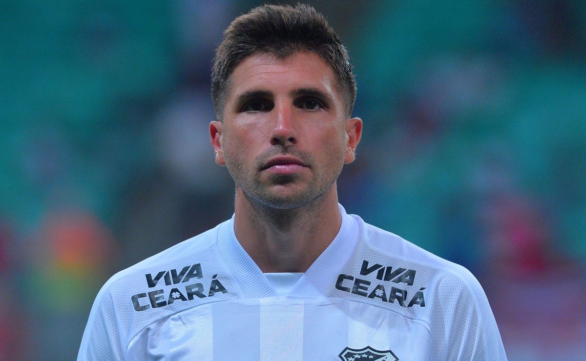 Lucas Mugni, do Ceará e ex-Flamengo, está próximo de reforçar o Mirassol na Libertadores