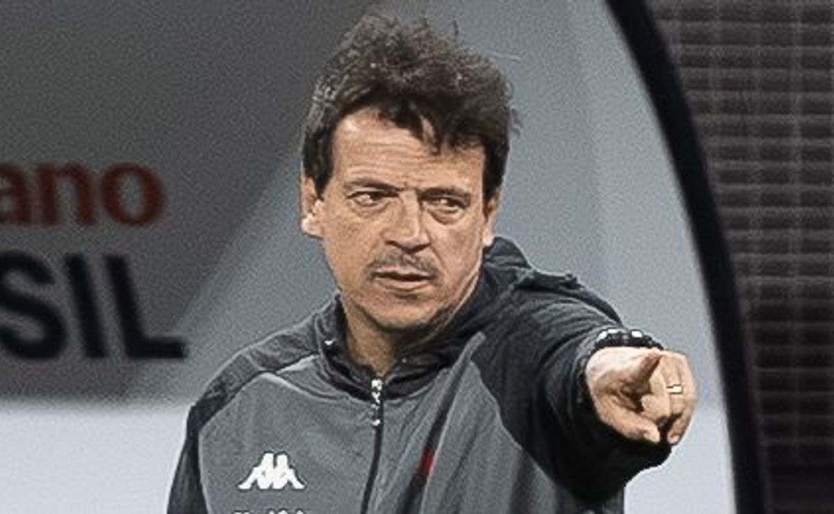 Fernando Diniz destaca desempenho do Vasco em empate contra o Corinthians: “Jogamos melhor e merecíamos ter vencido”