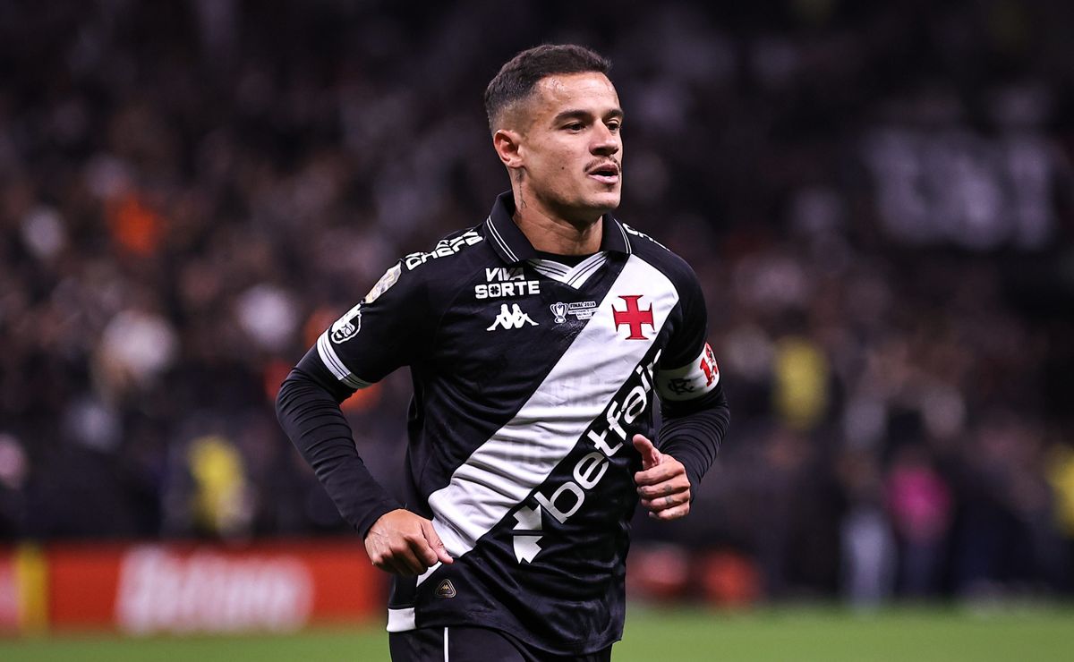 Coutinho, camisa 10 do Vasco, atinge número recorde de jogos numa mesma temporada