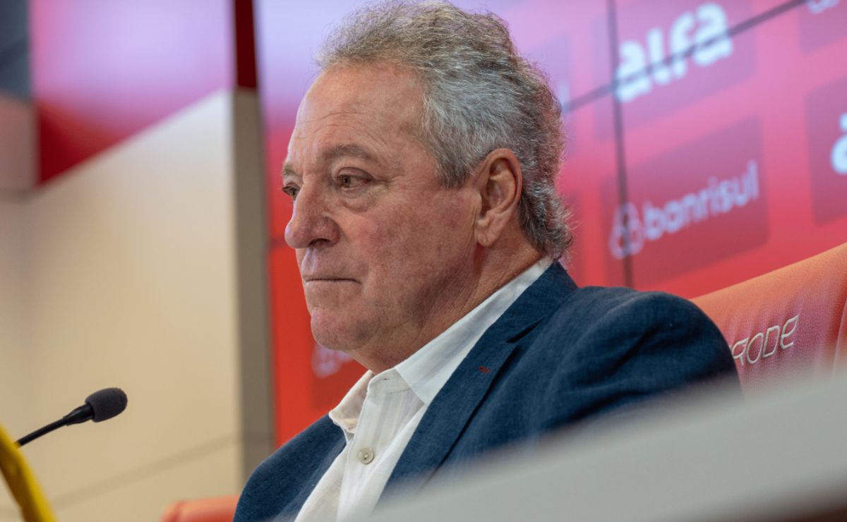 Abelão trata Borré no Inter como diferenciado e detona comentários de ‘bagre’: “Ele toca de peito, não com o saco”