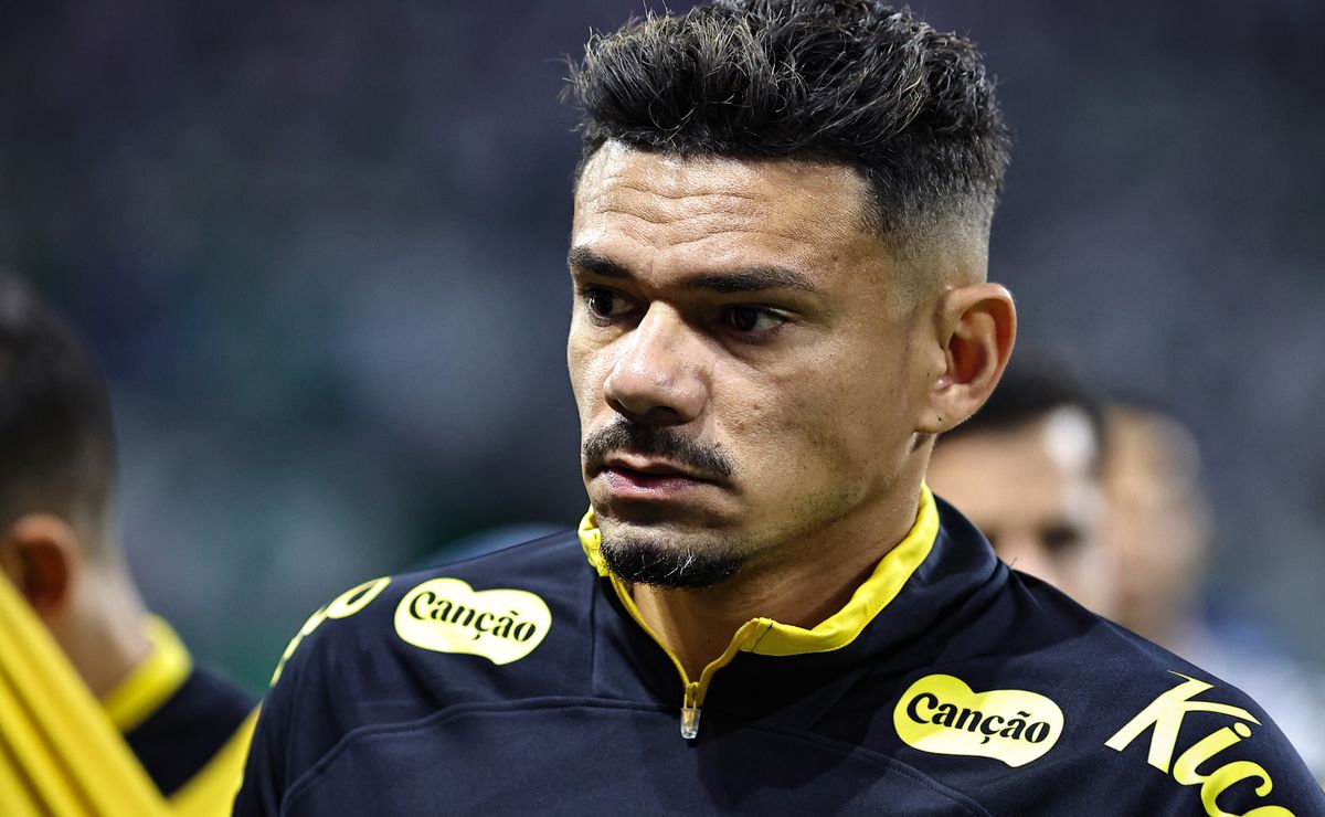 Tiquinho Soares de volta ao Botafogo acaba de ter decisão tomada, e clube não tem interesse