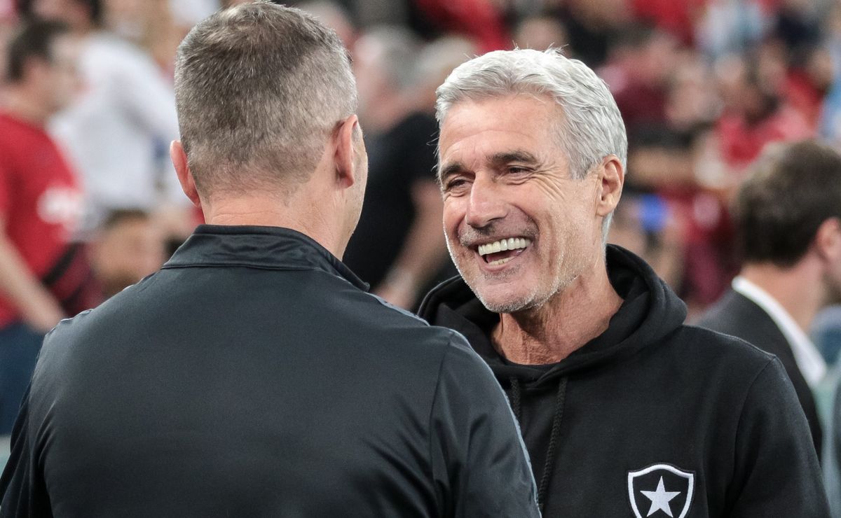 Reviravolta grande no Grêmio e Luis Castro decide que seu camisa 10 será Cristaldo