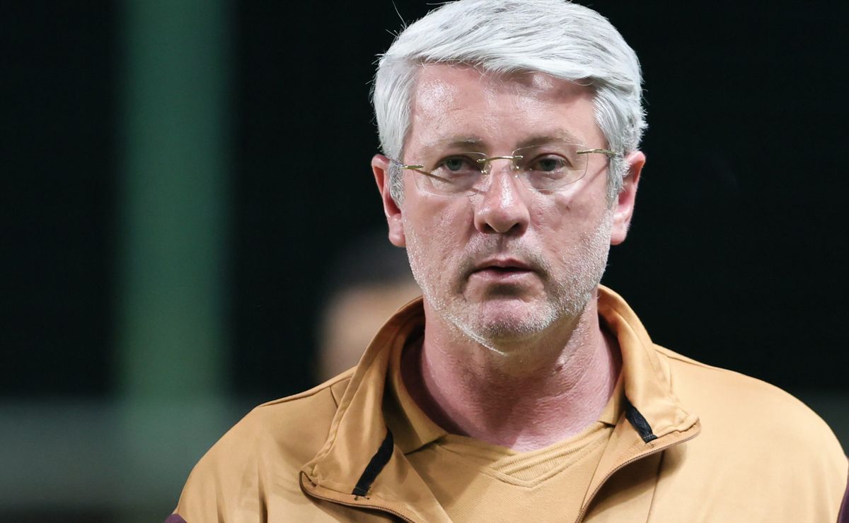 Odair Hellmann aprova e Athletico-PR deve fechar com Juan Portilla, alvo do Atlético-MG