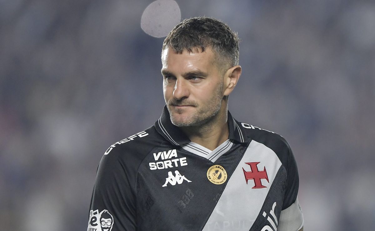 Vegetti vive expectativa de primeiro título pelo Vasco: “A ambição e o sonho são grandes”