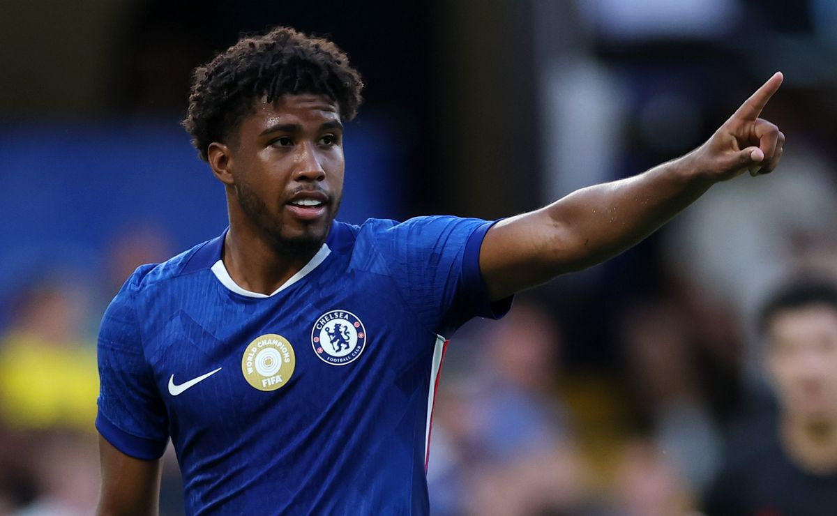 Andrey Santos projeta final da Copa do Brasil e destaca torcida pelo Vasco: “Espero muito que o Vasco saia campeão”