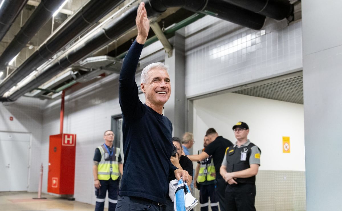 Grêmio arrecada R$ 60 milhões, quita pendências com jogadores e visa derrubar transfer ban até amanhã