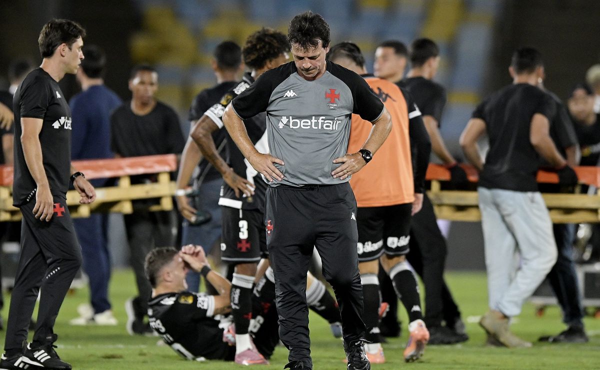 Rizek dispara após final da Copa do Brasil e aponta ‘injustiça’ no vice do Vasco: “Corinthians não jogou melhor”
