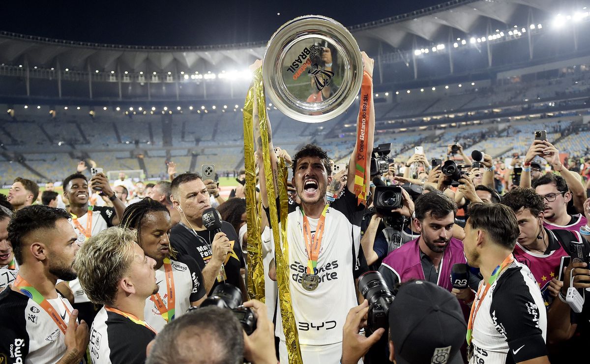Rizek analisa final da Copa do Brasil e aponta superioridade individual do Corinthians