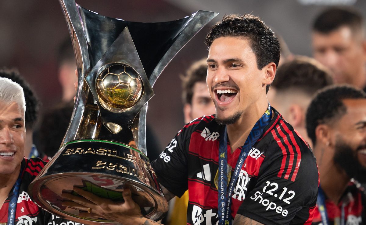 Substituto de Pedro, meia e +3: Flamengo anunciará 5 reforços de peso e já tem data para anúncio