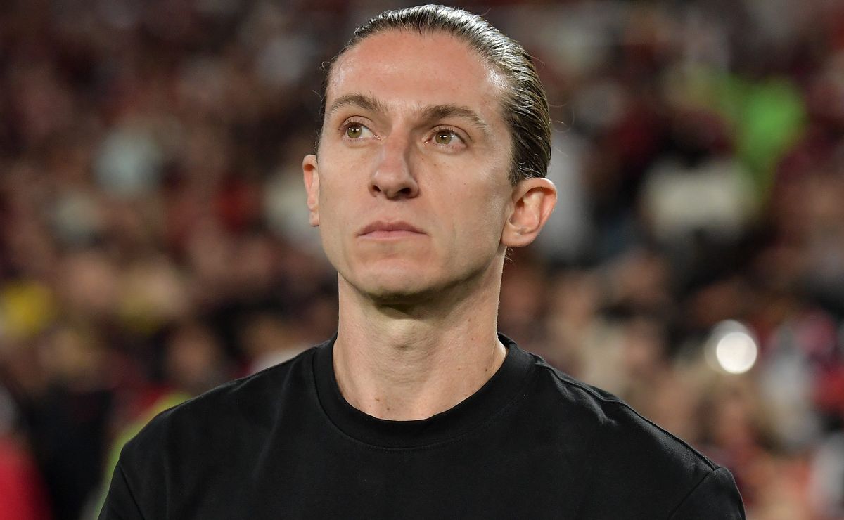 Mercado da bola: Palmeiras não quer chance para Filipe Luís no Flamengo e quer fechar acordo com Vitão