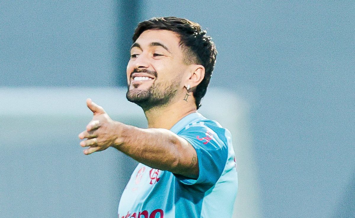 Arrascaeta faz lobby para Neymar jogar no Flamengo e conta com apoio de Bruno Henrique e Alex Sandro